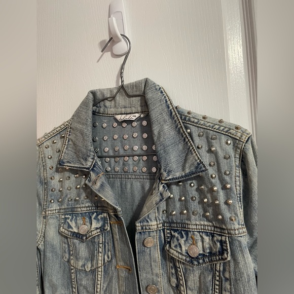 Talula studded jean jacket in size XXS. - Picture 3 of 5
